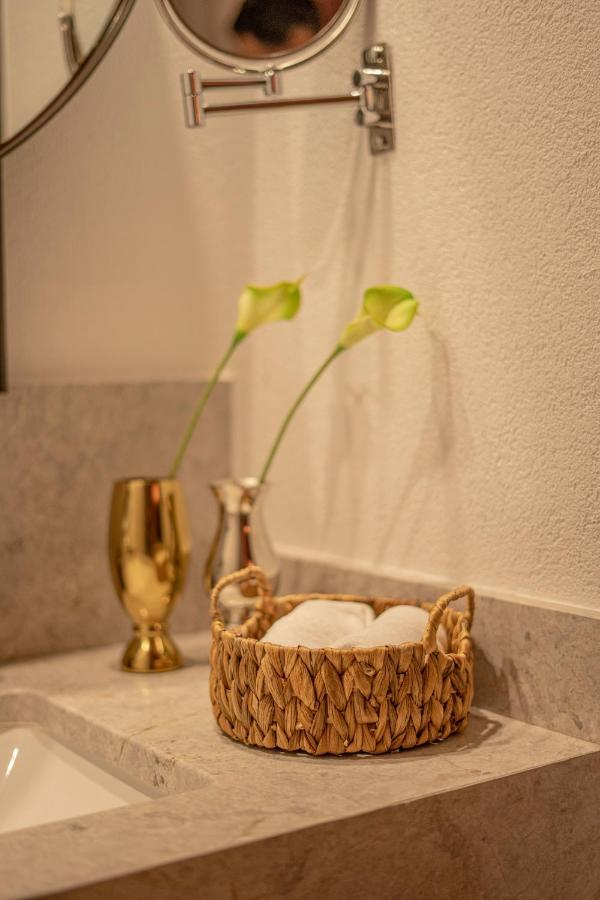 איסטמבול Han 1772 Hotel מראה חיצוני תמונה A bathroom at the hotel